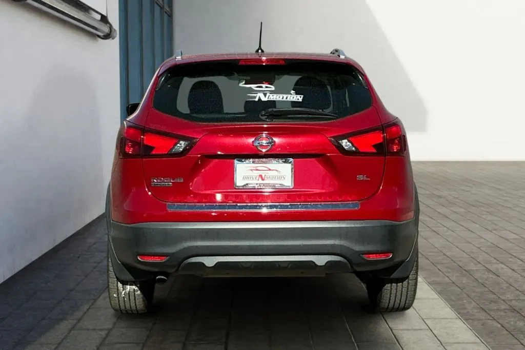 More photos of 2017 Nissan Rogue Sport SL Sport Utility 4D at Drive N-Motion Greeley, CO