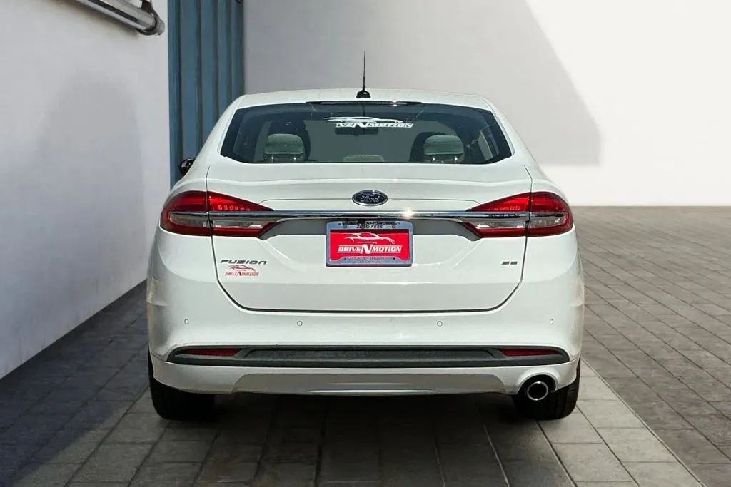More photos of 2018 Ford Fusion SE Sedan 4D at Drive N-Motion Greeley, CO