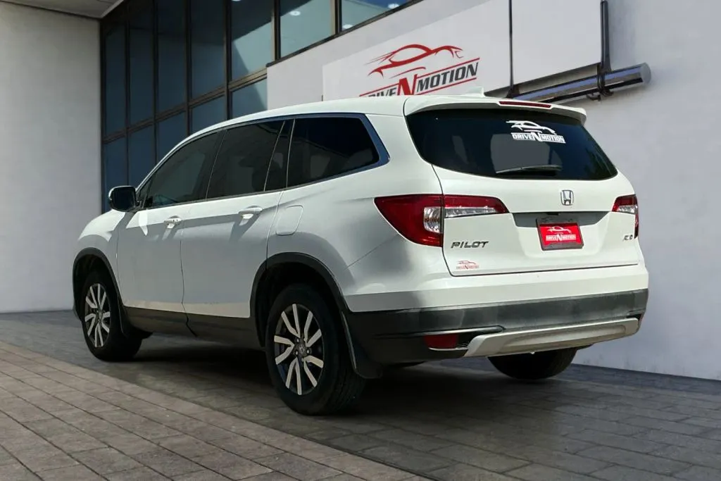 More photos of 2021 Honda Pilot EX Sport Utility 4D at Drive N-Motion Greeley, CO
