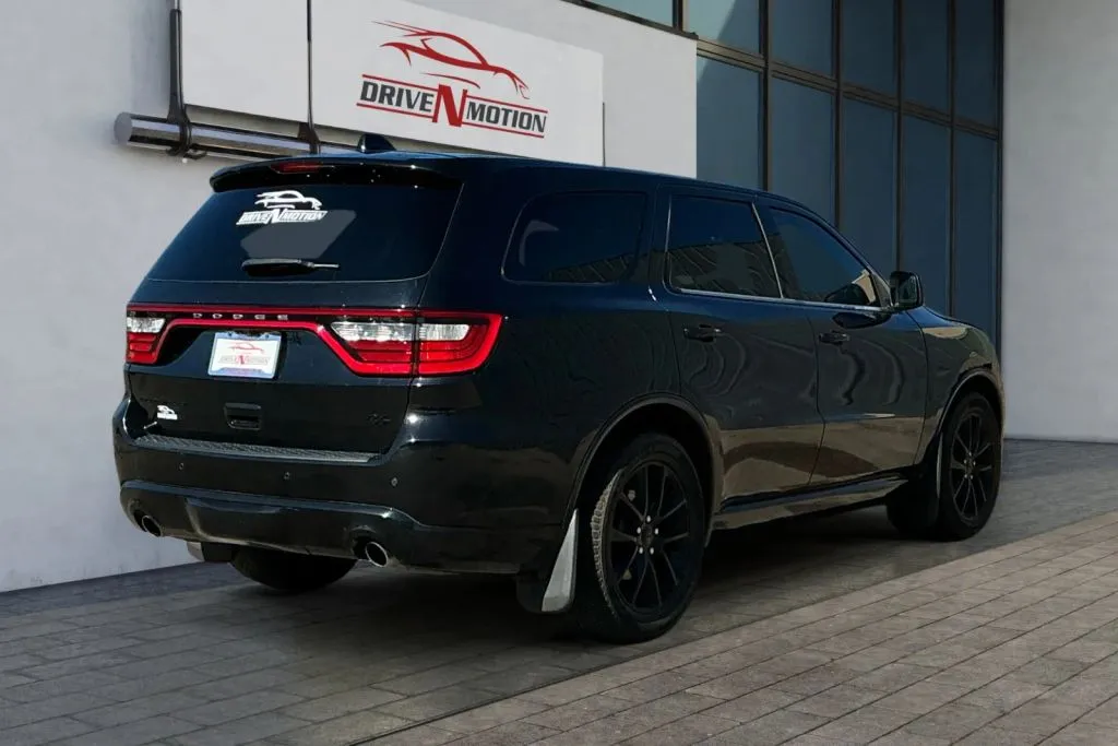 More photos of 2018 Dodge Durango R/T Sport Utility 4D at Drive N-Motion Greeley, CO