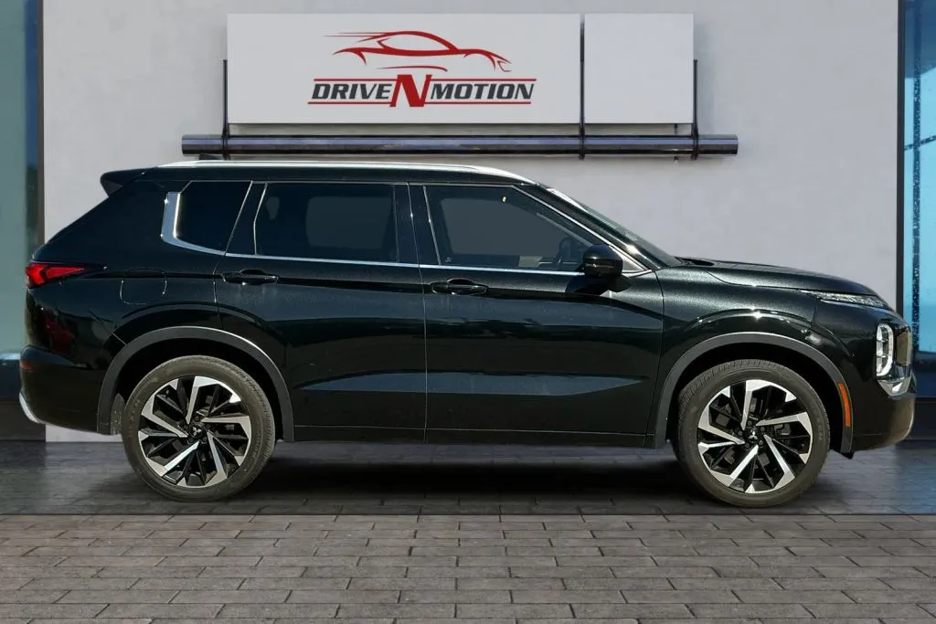 Another view of 2022 Mitsubishi Outlander SEL Sport Utility 4D for sale in Greeley, CO at Drive N-Motion Greeley