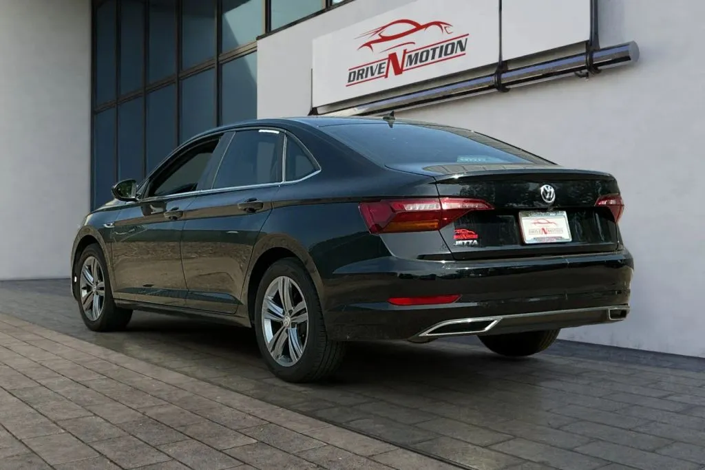 More photos of 2019 Volkswagen Jetta 1.4T R-Line Sedan 4D at Drive N-Motion Greeley, CO