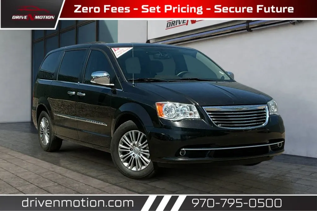 Silver 2014 Chrysler Town & Country Touring-L Minivan 4D for sale in Greeley, CO
