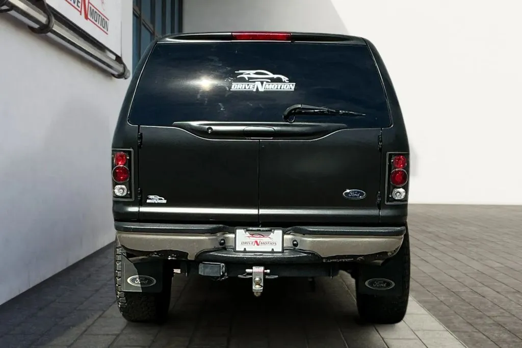 More photos of 2004 Ford Excursion XLT Sport Utility 4D at Drive N-Motion Greeley, CO