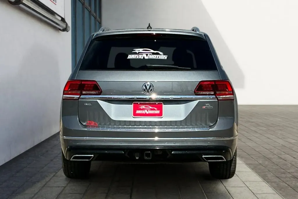 More photos of 2019 Volkswagen Atlas SEL R-Line 4Motion Sport Utility 4D at Drive N-Motion Greeley, CO