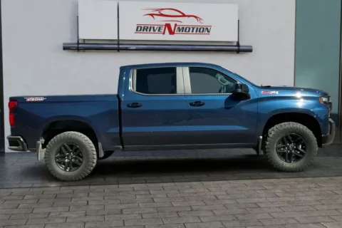 Another view of 2019 Chevrolet Silverado 1500 Crew Cab LT Trail Boss Pickup 4D 5 3/4 ft for sale in Greeley, CO at Drive N-Motion Greeley