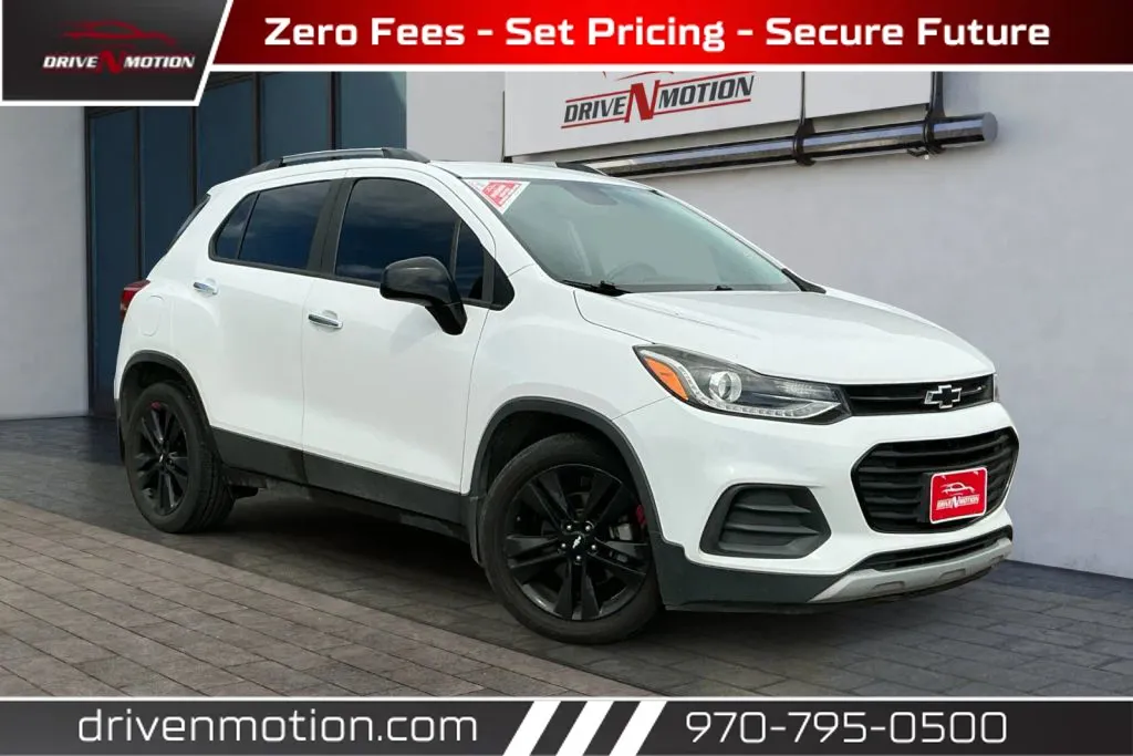 White 2019 Chevrolet Trax LT Sport Utility 4D for sale in Greeley, CO