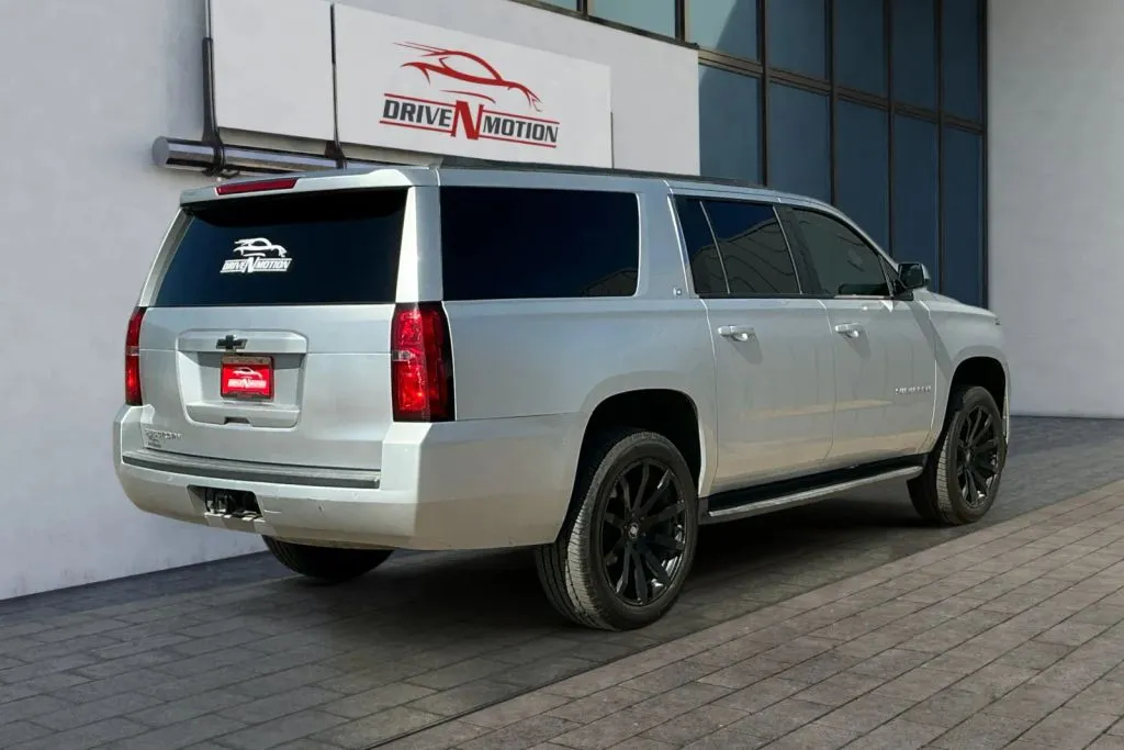 More photos of 2018 Chevrolet Suburban LT Sport Utility 4D at Drive N-Motion Greeley, CO