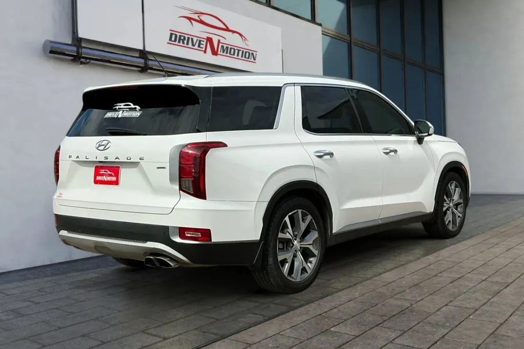 More photos of 2020 Hyundai Palisade SEL Sport Utility 4D at Drive N-Motion Greeley, CO