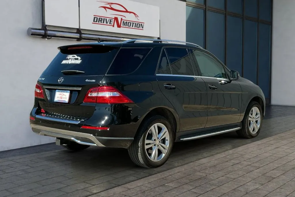 More photos of 2015 Mercedes-Benz M-Class ML 350 4MATIC Sport Utility 4D at Drive N-Motion Greeley, CO