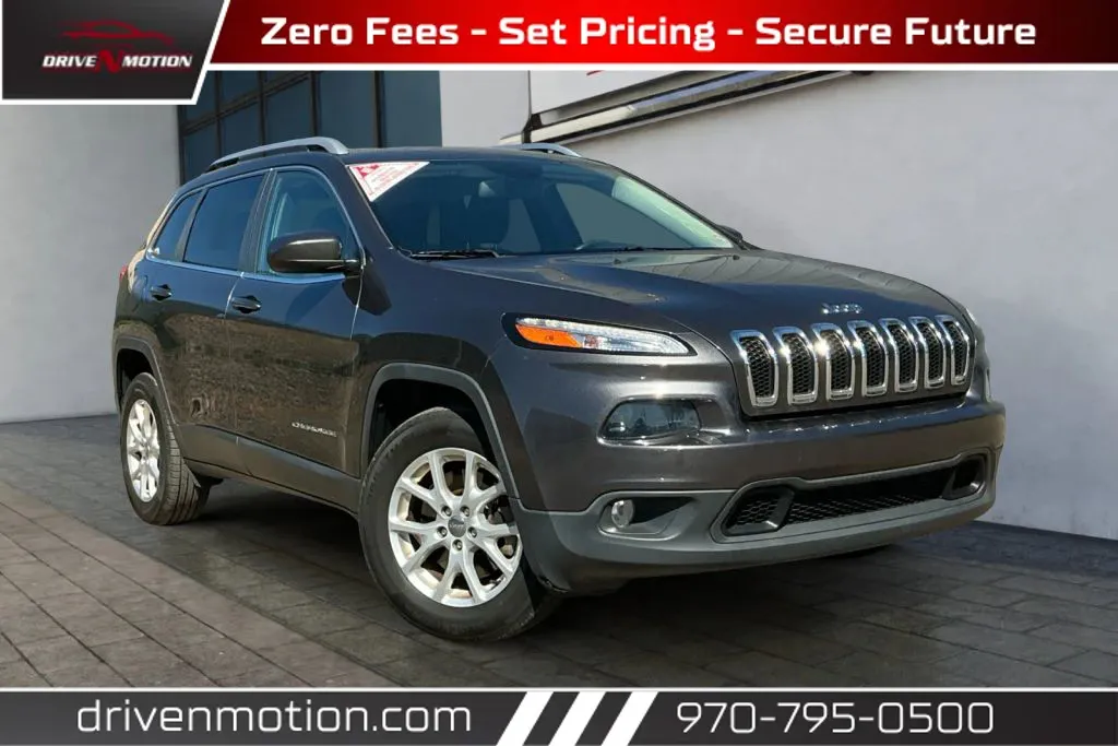 Gray 2017 Jeep Cherokee Latitude Sport Utility 4D for sale in Greeley, CO