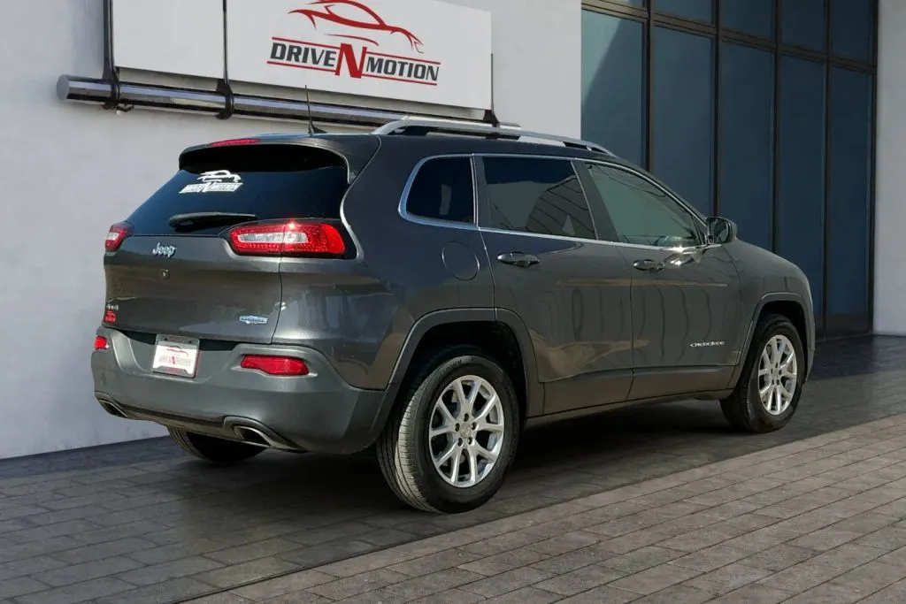 More photos of 2017 Jeep Cherokee Latitude Sport Utility 4D at Drive N-Motion Greeley, CO