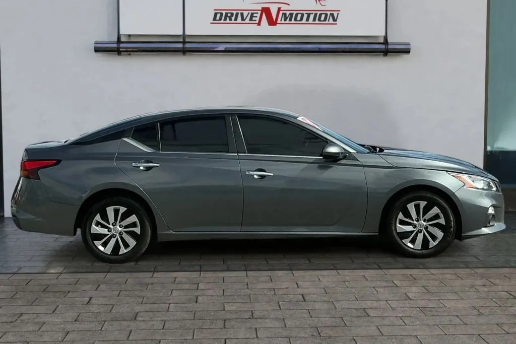 Photos of 2021 Nissan Altima 2.5 S Sedan 4D for sale in Greeley, CO at Drive N-Motion Greeley