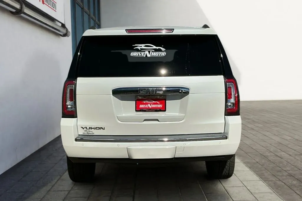 More photos of 2017 GMC Yukon Denali Sport Utility 4D at Drive N-Motion Greeley, CO