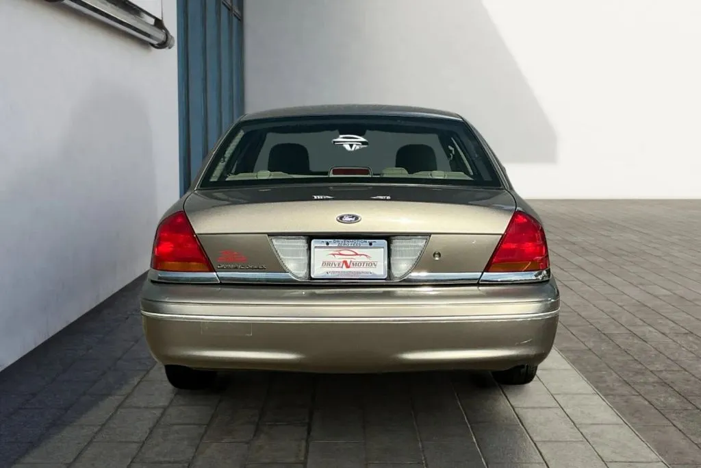 More photos of 2003 Ford Crown Victoria LX Sedan 4D at Drive N-Motion Greeley, CO