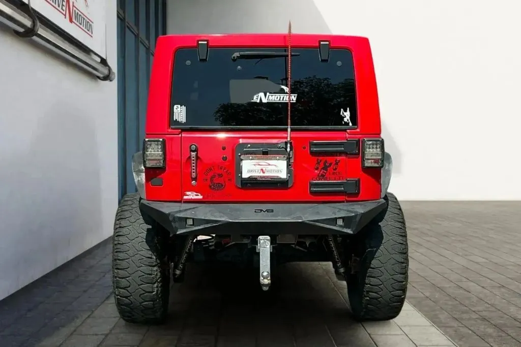 More photos of 2017 Jeep Wrangler Unlimited Sahara Sport Utility 4D at Drive N-Motion Greeley, CO