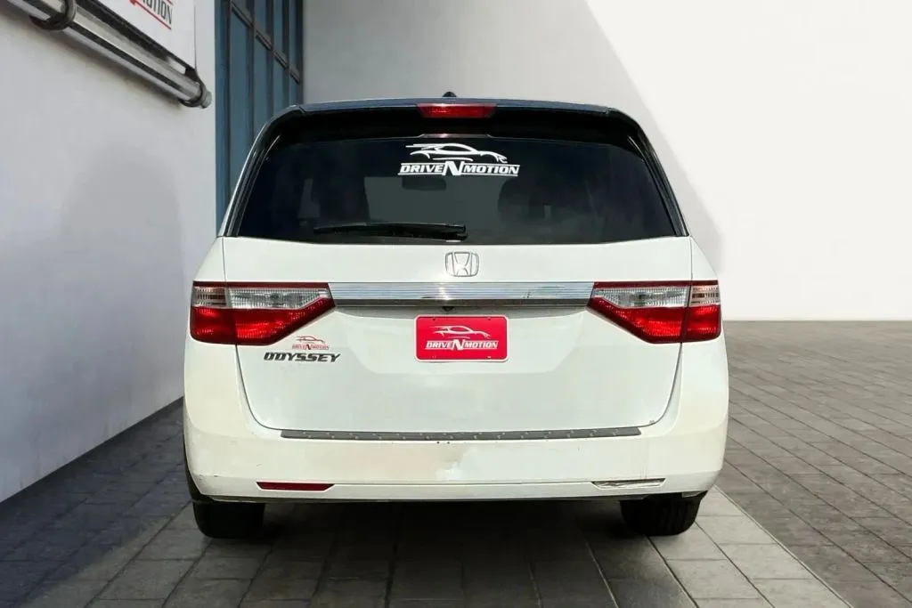 More photos of 2013 Honda Odyssey EX-L Minivan 4D at Drive N-Motion Greeley, CO