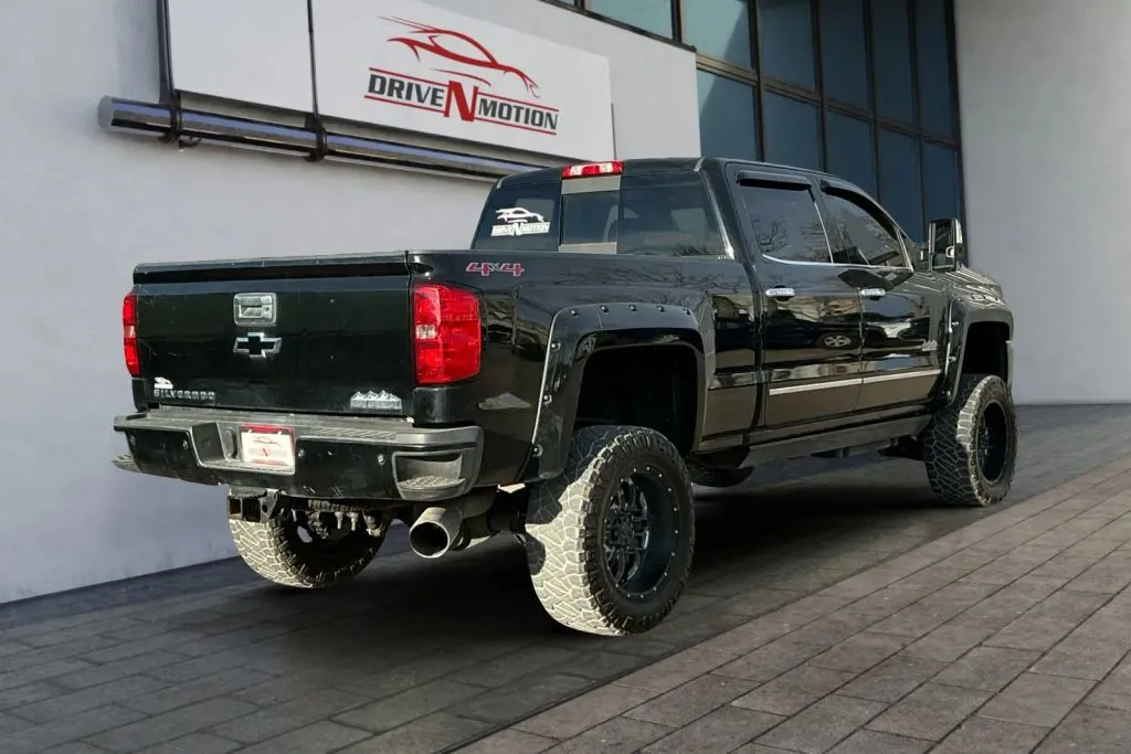 More photos of 2015 Chevrolet Silverado 2500 HD Crew Cab High Country Pickup 4D 6 1/2 ft at Drive N-Motion Greeley, CO