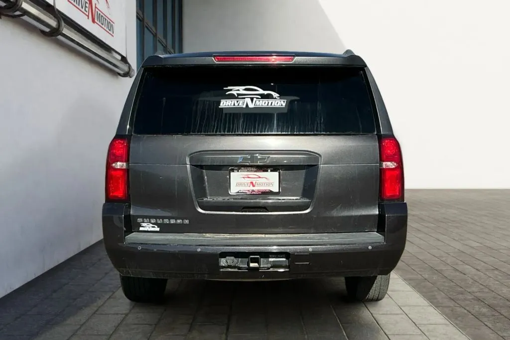 More photos of 2018 Chevrolet Suburban LS Sport Utility 4D at Drive N-Motion Greeley, CO