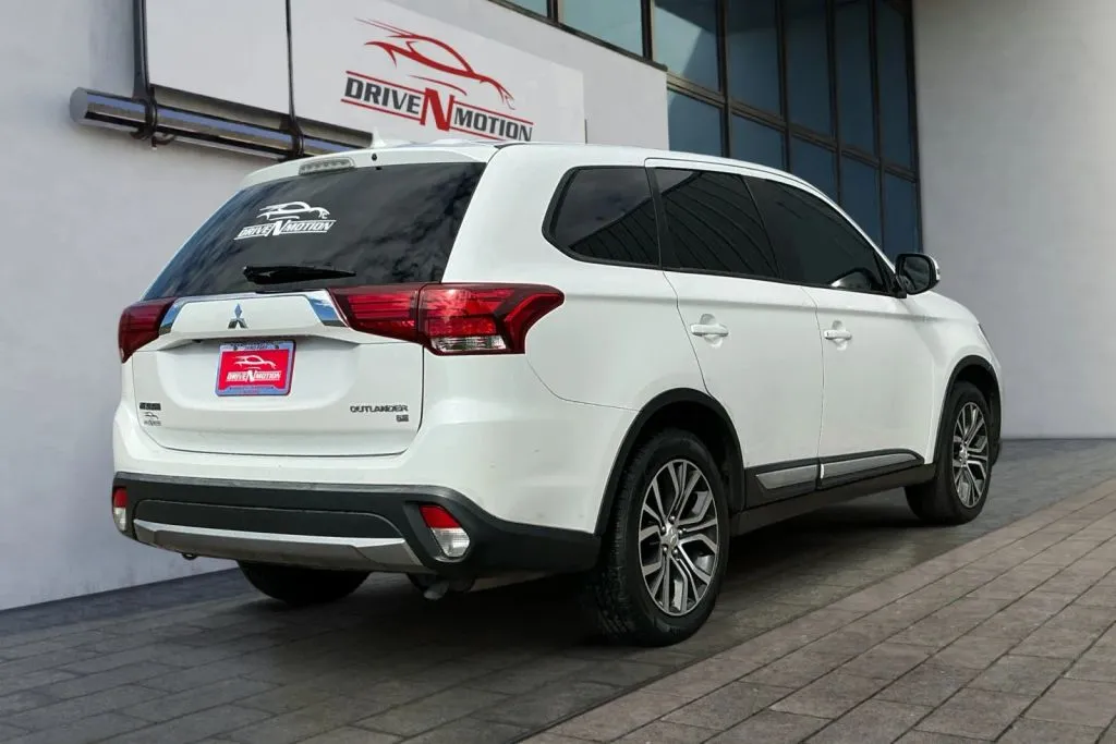 More photos of 2017 Mitsubishi Outlander SE Sport Utility 4D at Drive N-Motion Greeley, CO