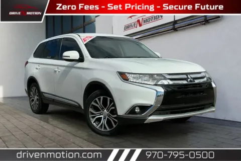 White 2017 Mitsubishi Outlander SE Sport Utility 4D for sale in Greeley, CO