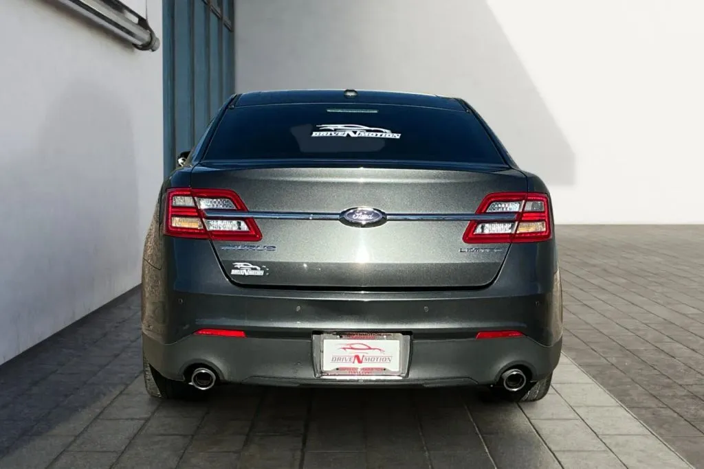 More photos of 2019 Ford Taurus Limited Sedan 4D at Drive N-Motion Greeley, CO