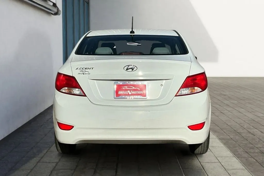 More photos of 2017 Hyundai Accent SE Sedan 4D at Drive N-Motion Greeley, CO