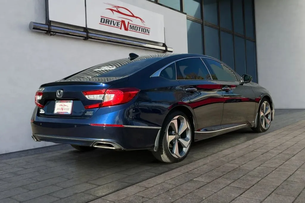 More photos of 2018 Honda Accord Touring Sedan 4D at Drive N-Motion Greeley, CO
