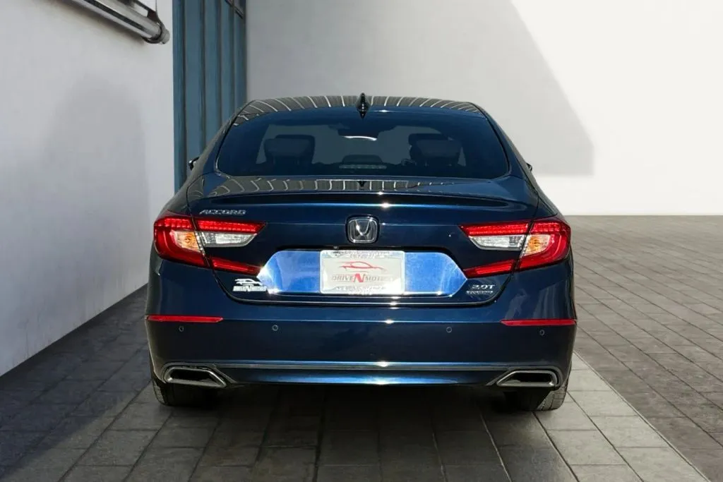 More photos of 2018 Honda Accord Touring Sedan 4D at Drive N-Motion Greeley, CO