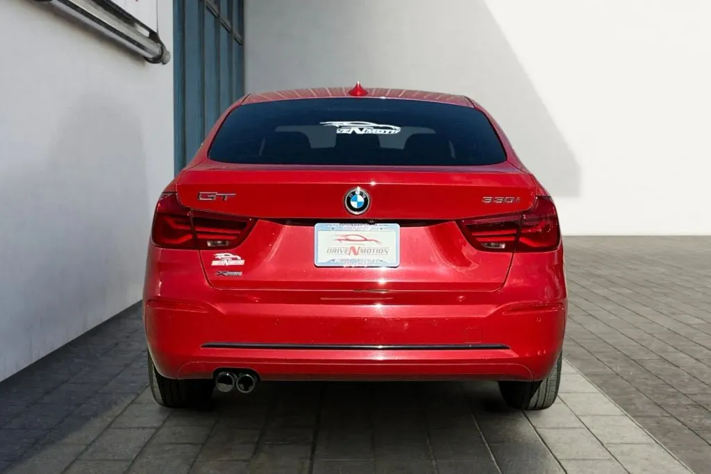 More photos of 2018 BMW 3 Series 330i Gran Turismo xDrive Sedan 4D at Drive N-Motion Greeley, CO