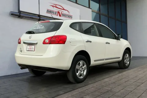 Another view of 2015 Nissan Rogue Select S Sport Utility 4D for sale in Greeley, CO at Drive N-Motion Greeley