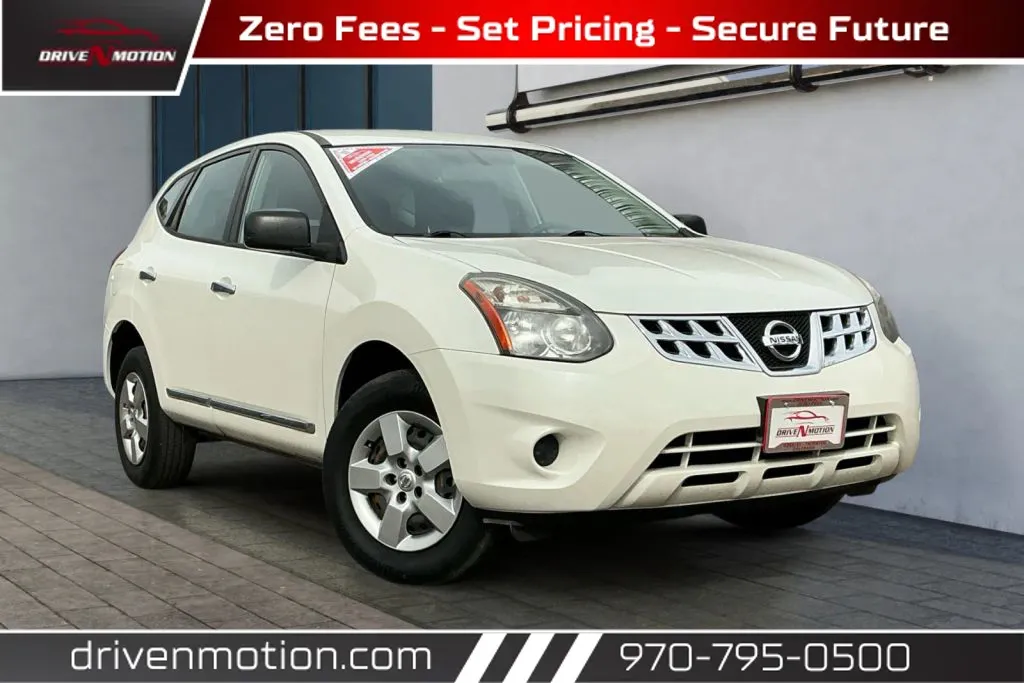 White 2015 Nissan Rogue Select S Sport Utility 4D for sale in Greeley, CO