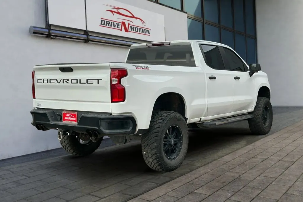 More photos of 2021 Chevrolet Silverado 1500 Crew Cab Custom Trail Boss Pickup 4D 6 1/2 ft at Drive N-Motion Greeley, CO