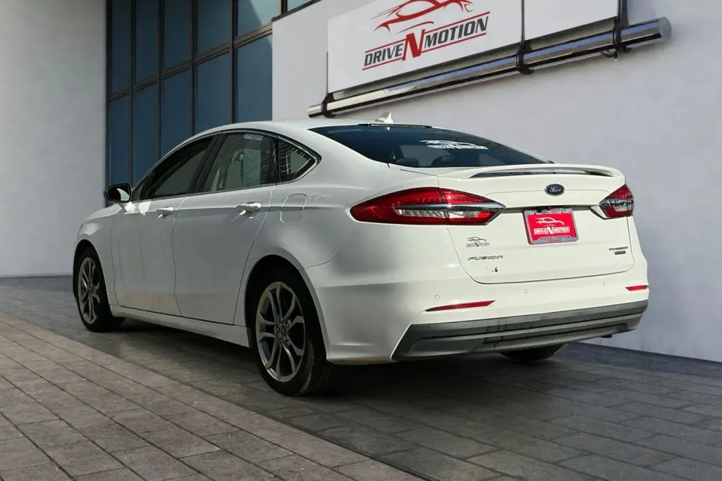More photos of 2020 Ford Fusion Titanium Hybrid Sedan 4D at Drive N-Motion Greeley, CO