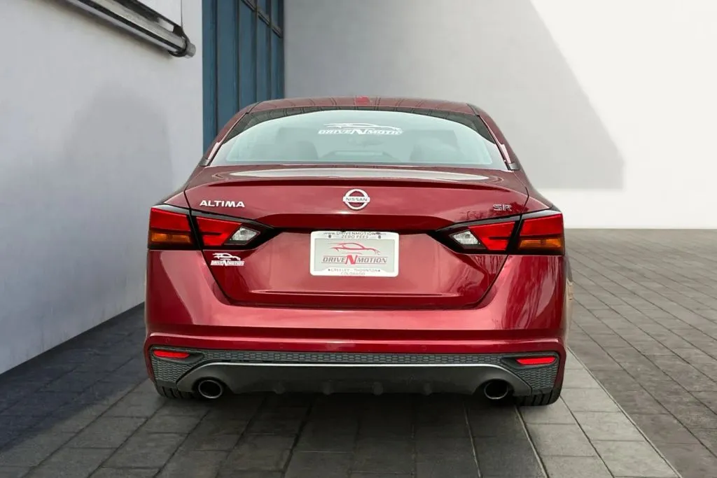 More photos of 2022 Nissan Altima 2.5 SR Sedan 4D at Drive N-Motion Greeley, CO