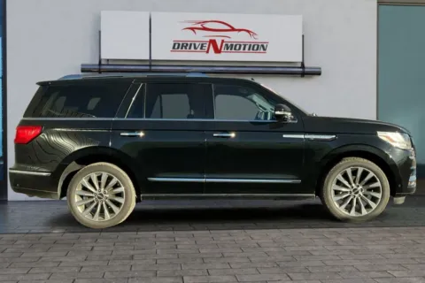 Photos of 2018 Lincoln Navigator Select Sport Utility 4D for sale in Greeley, CO at Drive N-Motion Greeley