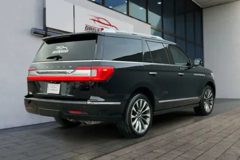 Another view of 2018 Lincoln Navigator Select Sport Utility 4D for sale in Greeley, CO at Drive N-Motion Greeley