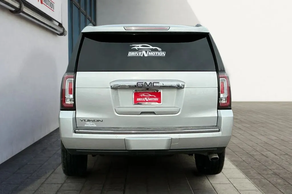 More photos of 2016 GMC Yukon Denali Sport Utility 4D at Drive N-Motion Greeley, CO