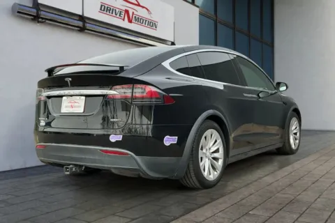 More photos of 2017 Tesla Model X 100D Sport Utility 4D at Drive N-Motion Greeley, CO