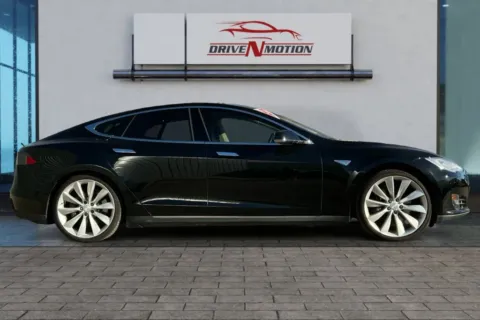 Another view of 2013 Tesla Model S Performance Sedan 4D for sale in Greeley, CO at Drive N-Motion Greeley