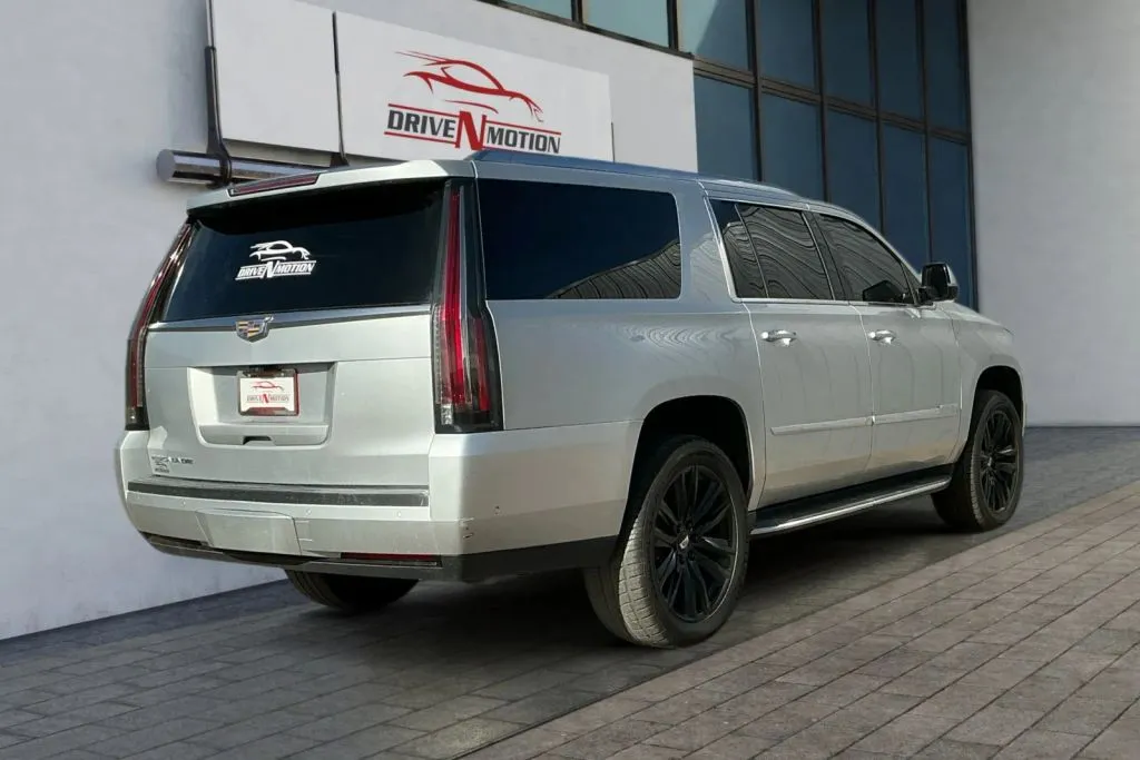 More photos of 2018 Cadillac Escalade ESV Luxury Sport Utility 4D at Drive N-Motion Greeley, CO