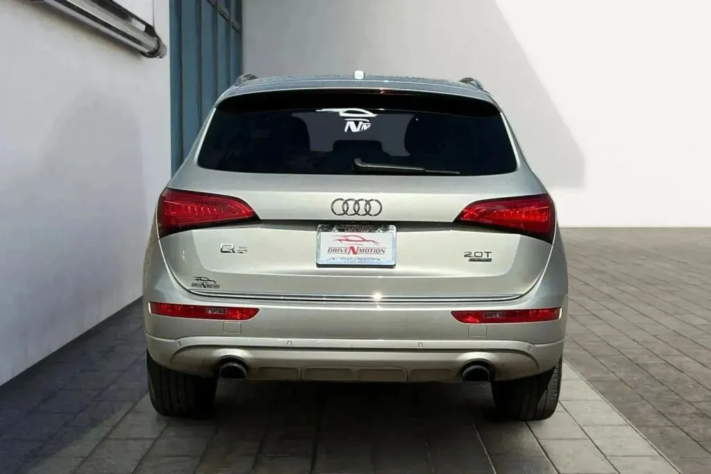 More photos of 2015 Audi Q5 2.0T Premium Plus Sport Utility 4D at Drive N-Motion Greeley, CO