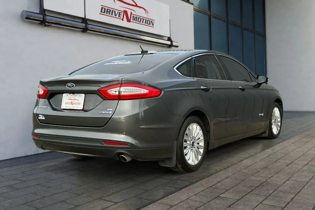 More photos of 2015 Ford Fusion SE Hybrid Sedan 4D at Drive N-Motion Greeley, CO