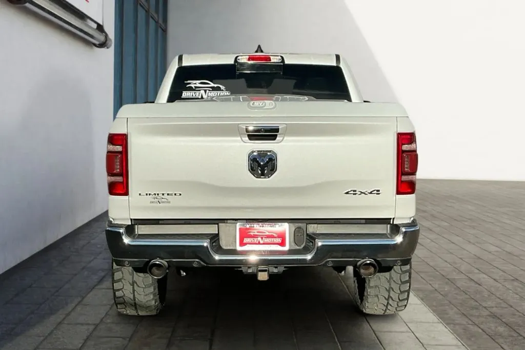 More photos of 2022 Ram 1500 Crew Cab Limited Pickup 4D 5 1/2 ft at Drive N-Motion Greeley, CO