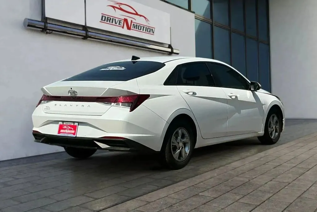 More photos of 2022 Hyundai Elantra SE Sedan 4D at Drive N-Motion Greeley, CO