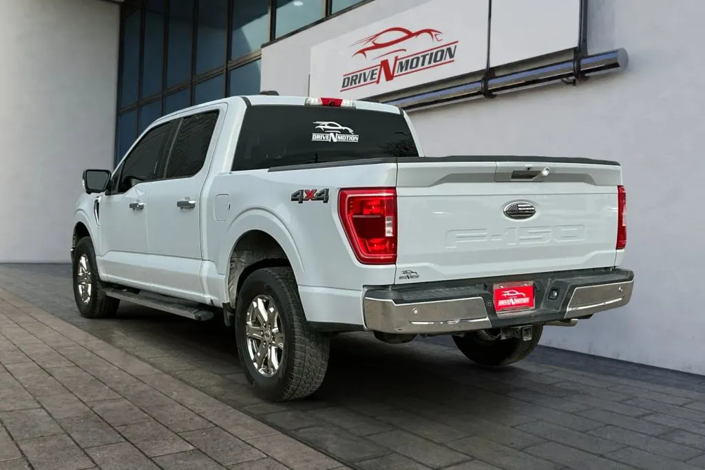 More photos of 2021 Ford F-150 SuperCrew Cab XLT Pickup 4D 5 1/2 ft at Drive N-Motion Greeley, CO