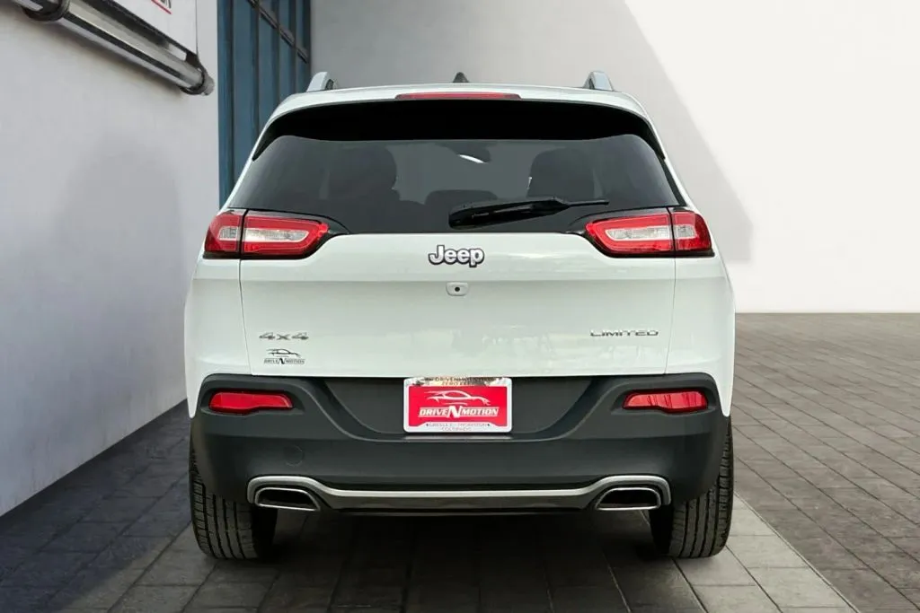 More photos of 2016 Jeep Cherokee Limited Sport Utility 4D at Drive N-Motion Greeley, CO