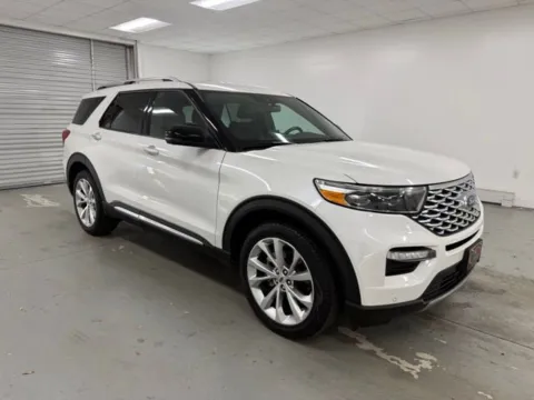 Another view of 2023 Ford Explorer Platinum for sale in Baxley, GA at Woody Folsom Ford