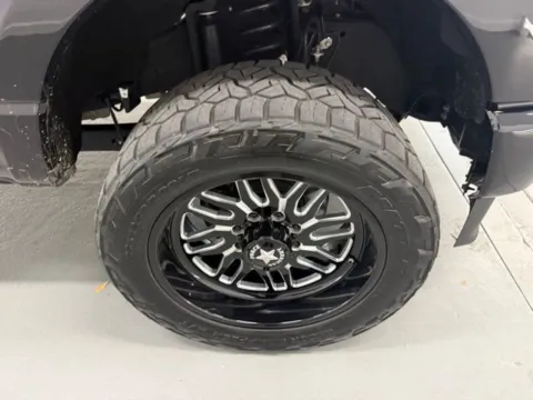 More photos of 2024 Ford Super Duty F-250 SRW Platinum at Woody Folsom Ford, GA