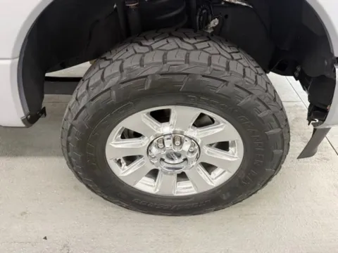 More photos of 2021 Ford Super Duty F-250 SRW Platinum at Woody Folsom Ford, GA